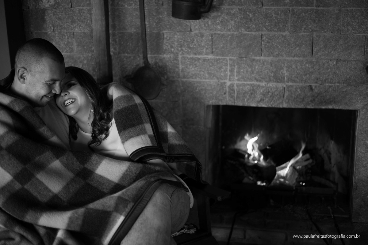 ensaio-pre-wedding-karen-e-rodrigo-feito-na-pousada-7-nascentes-em-guaratingueta-fotografados-por-paula-freitas-fotografia