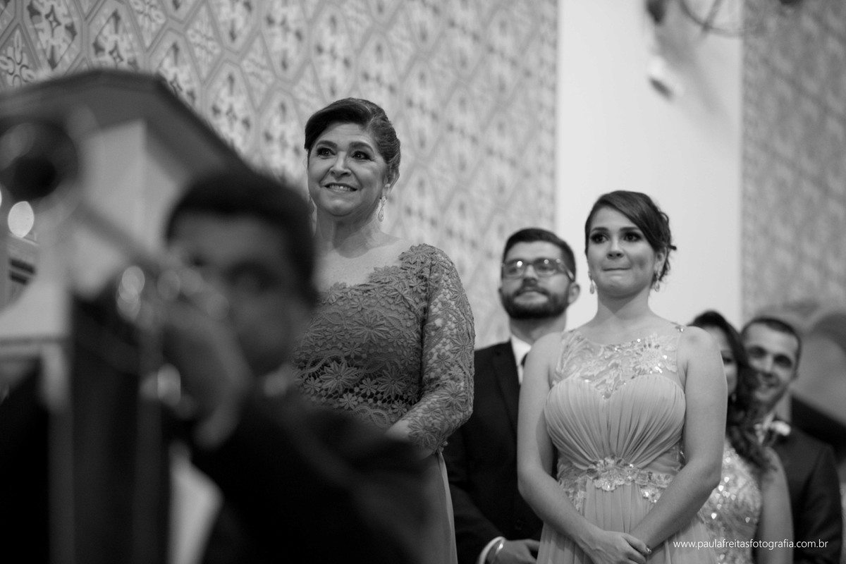 seminario-bom-jesus-em-aparecida-sp-casamento-thaise-e-rodrigo-na-matriz-de-santo-antonio-em-guaratingueta-sp-fotografado-por-paula-freitas-fotografia-e-video-de-supimpa