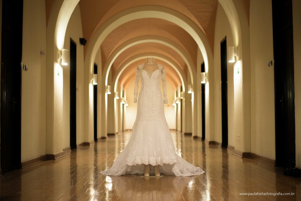 seminario-bom-jesus-em-aparecida-sp-casamento-thaise-e-rodrigo-na-matriz-de-santo-antonio-em-guaratingueta-sp-fotografado-por-paula-freitas-fotografia-e-video-de-supimpa