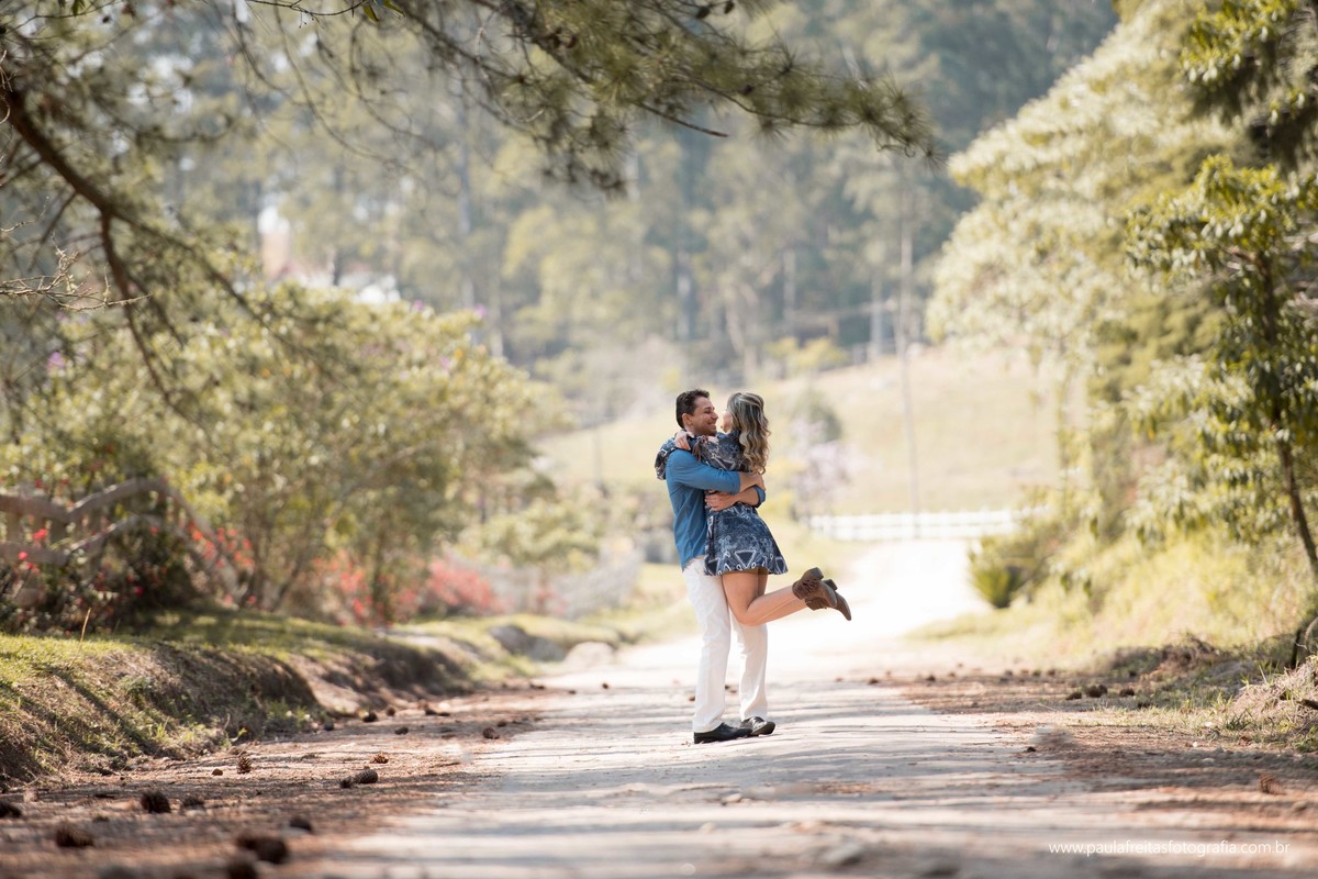 ensaio-pre-casamento-realizado-em-cunha-sp-fotografado-por-paula-freitas-e-video-de-supimpa