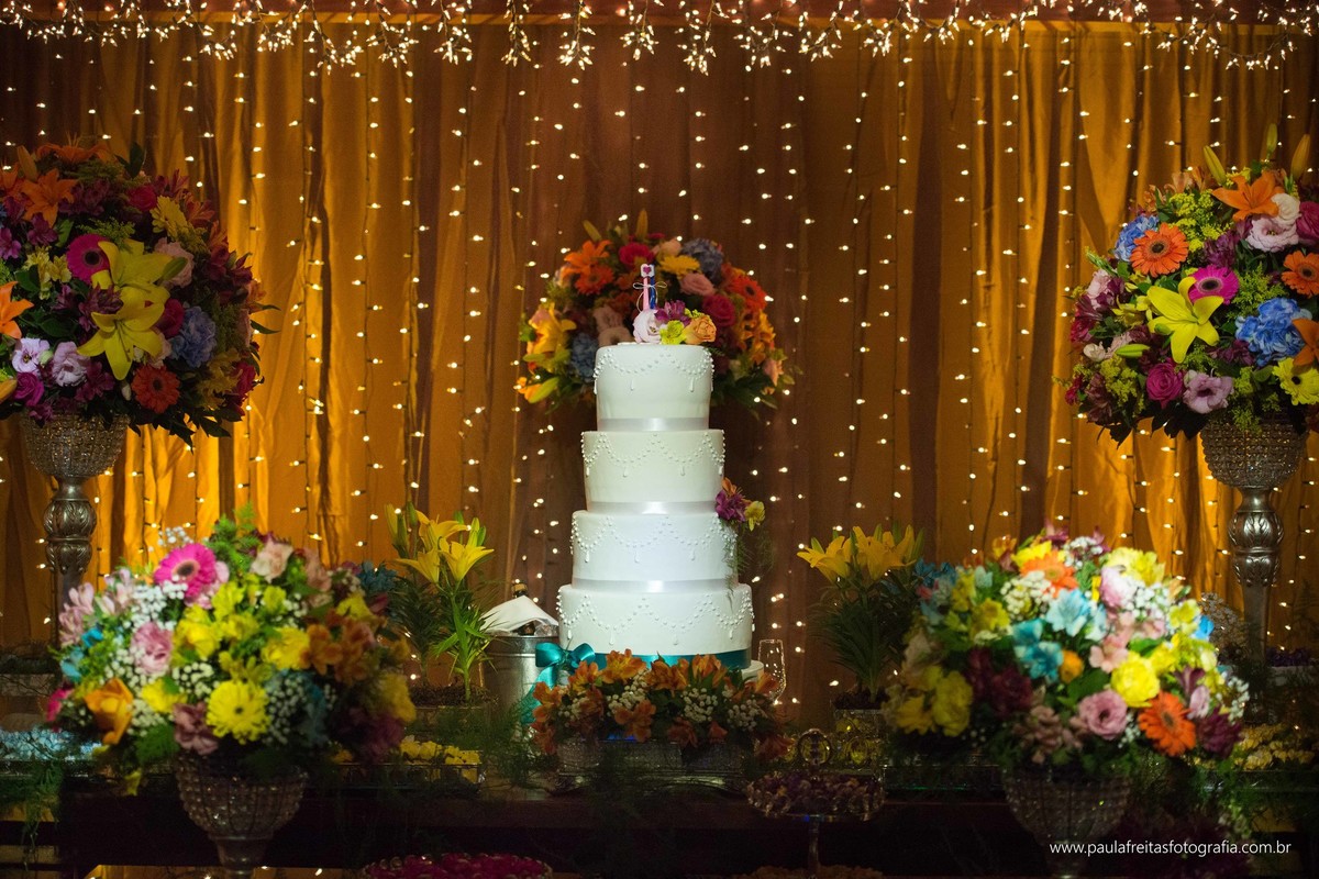 decoracao-com-pisca-pisca-feito-em-guaratingueta-casamento-de-barbara-e-alexandre-na-catedral-de-santo-antonio-e-recepcao-na-hipica-fotografia-de-paula-freitas-fotografia-e-video-de-supimpa