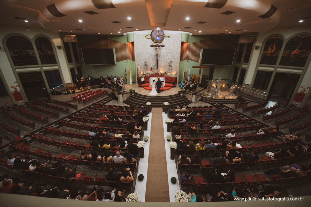 Convidados na igreja Paróquia Espírito Santo, São José dos Campos-SP.