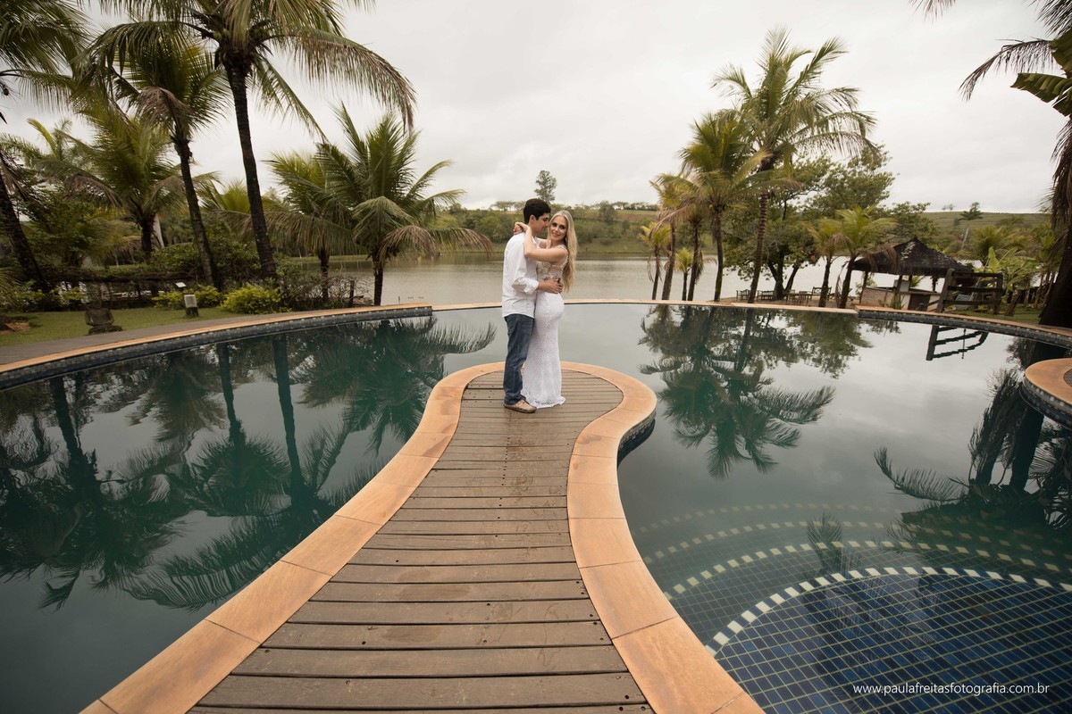 porto-feliz-sao-paulo-sao-paulo-cidade-de-sao-paulo-pre-wedding-ensaio-pre-casamento-desire-e-max-guaratingueta-sao-jose-dos-campos-taubate-fotografado-por-paula-freitas-fotografia-e-video-de-supimpa