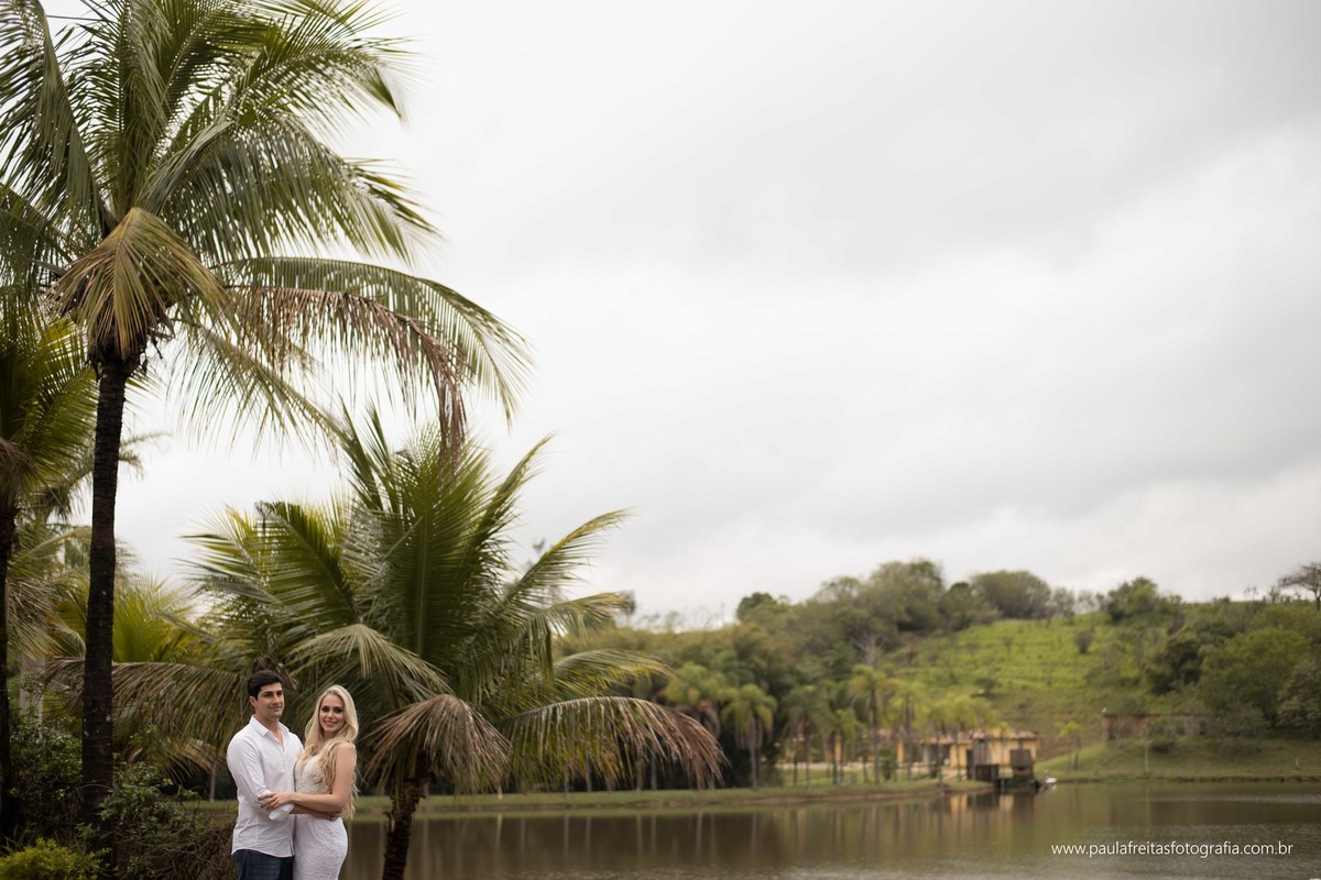 porto-feliz-sao-paulo-sao-paulo-cidade-de-sao-paulo-pre-wedding-ensaio-pre-casamento-desire-e-max-guaratingueta-sao-jose-dos-campos-taubate-fotografado-por-paula-freitas-fotografia-e-video-de-supimpa