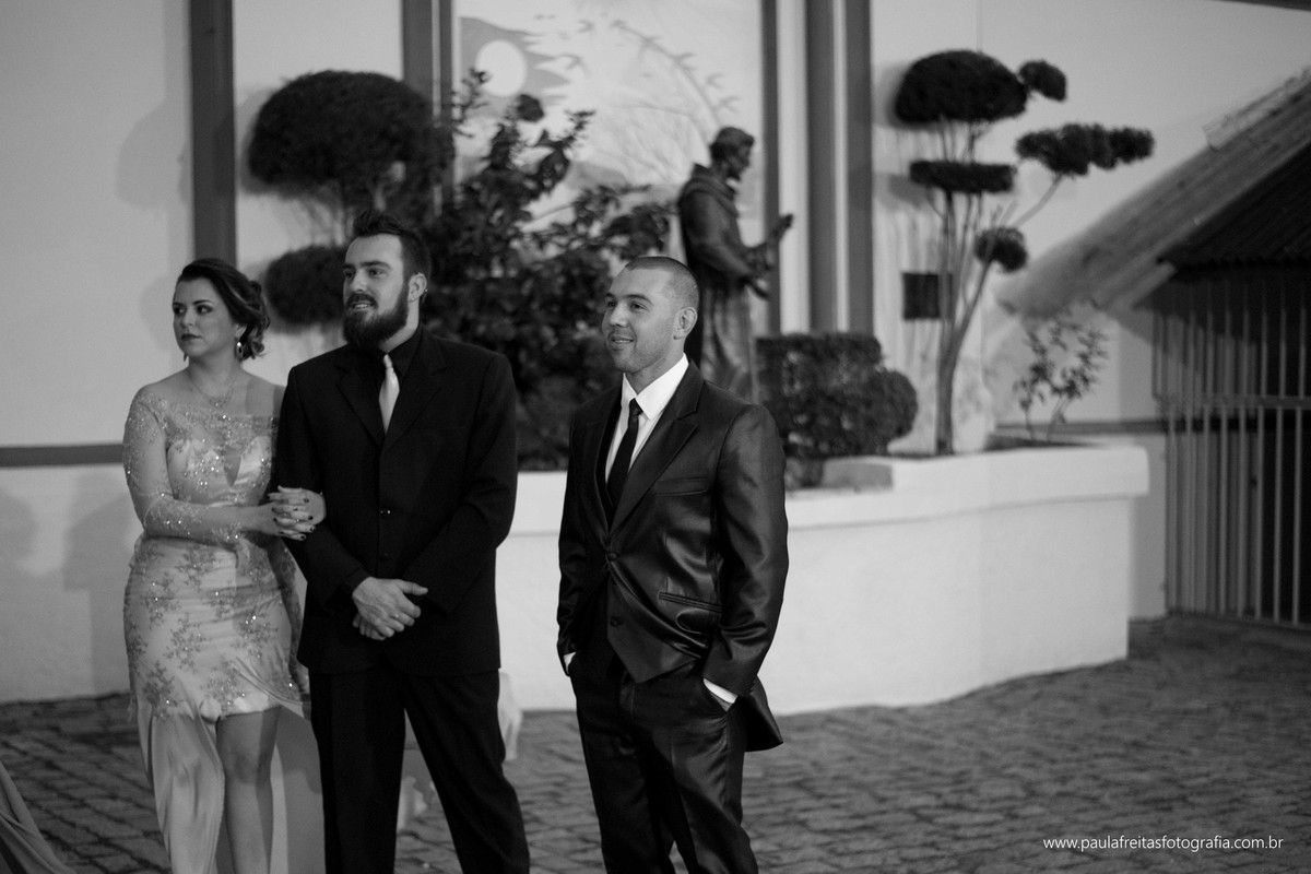 casamento-em-guaratingueta-karen-e-rodrigo-igreja-nossa-senhora-das-graças-e-making-of-fabio-lima-fotografia-paula-freitas-fotografia-video-de-supimpa