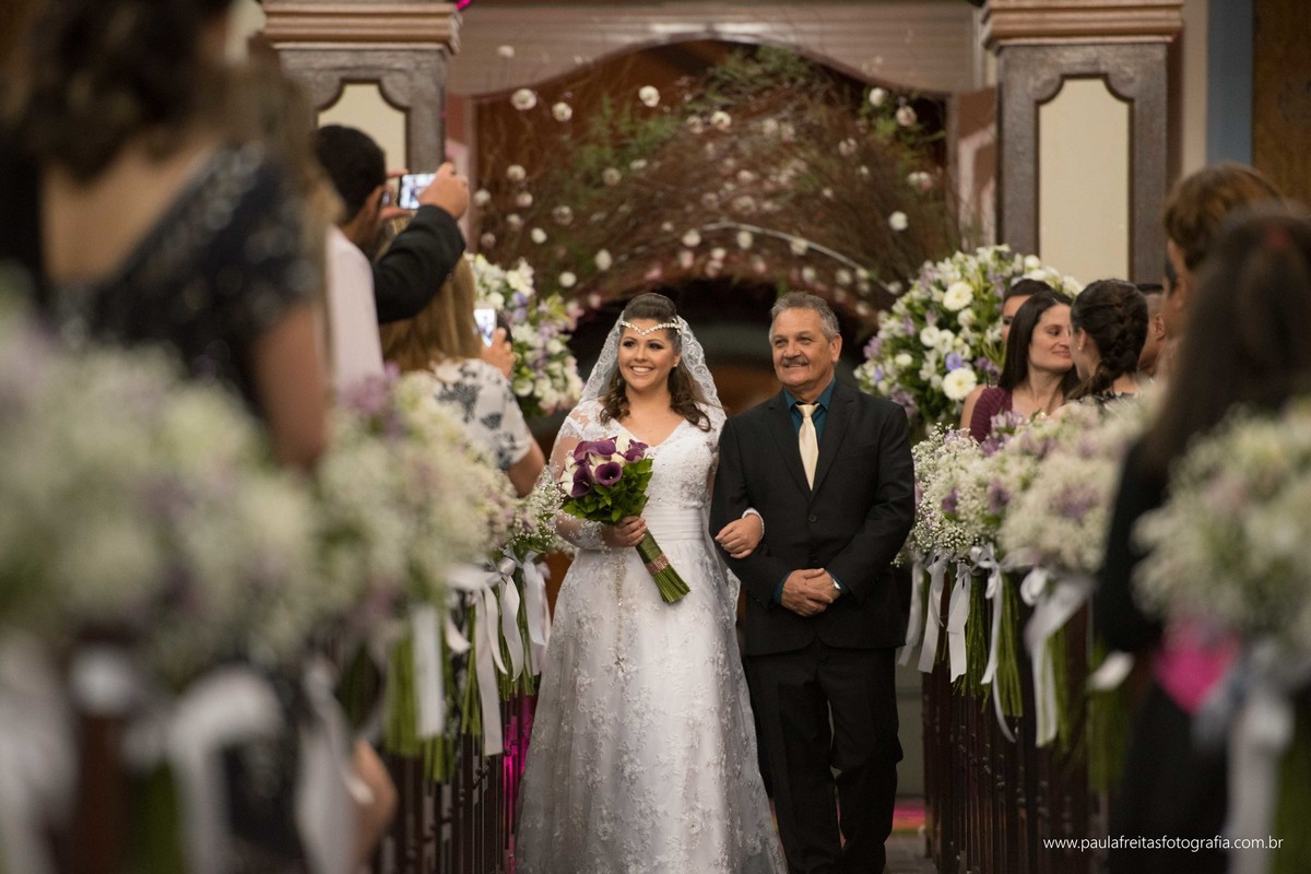 casamento-em-guaratingueta-karen-e-rodrigo-igreja-nossa-senhora-das-graças-e-making-of-fabio-lima-fotografia-paula-freitas-fotografia-video-de-supimpa