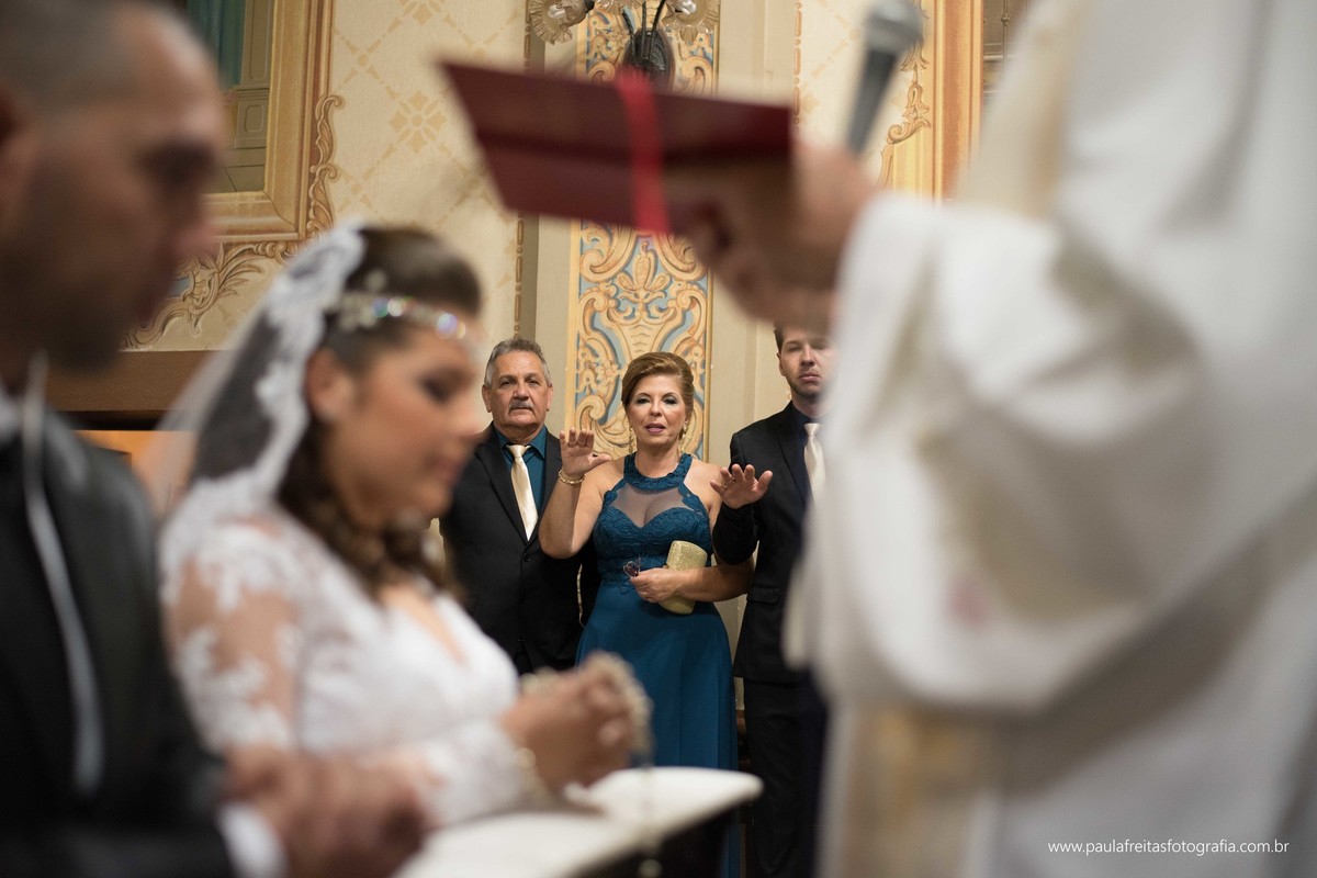 casamento-em-guaratingueta-karen-e-rodrigo-igreja-nossa-senhora-das-graças-e-making-of-fabio-lima-fotografia-paula-freitas-fotografia-video-de-supimpa