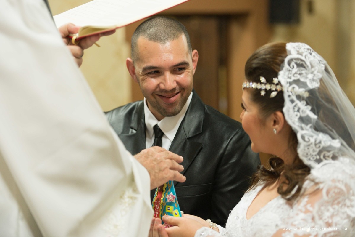 casamento-em-guaratingueta-karen-e-rodrigo-igreja-nossa-senhora-das-graças-e-making-of-fabio-lima-fotografia-paula-freitas-fotografia-video-de-supimpa