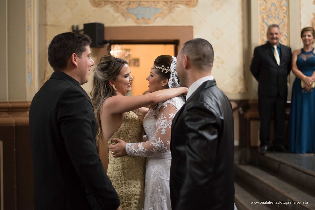 casamento-em-guaratingueta-karen-e-rodrigo-igreja-nossa-senhora-das-graças-e-making-of-fabio-lima-fotografia-paula-freitas-fotografia-video-de-supimpa