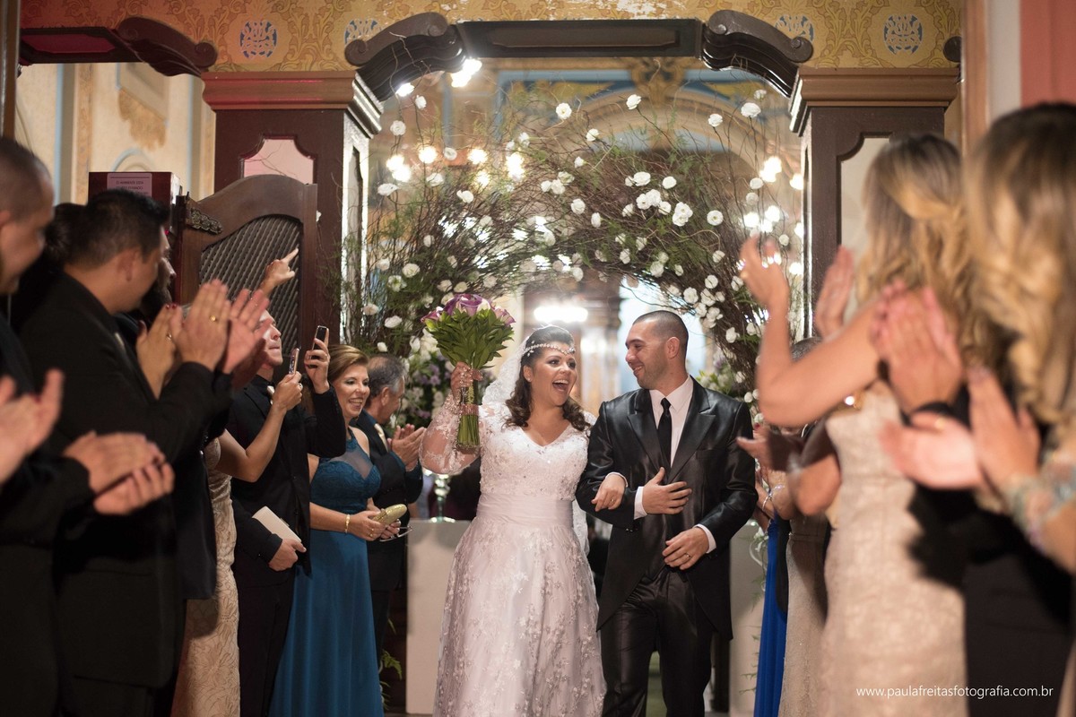 casamento-em-guaratingueta-karen-e-rodrigo-igreja-nossa-senhora-das-graças-e-making-of-fabio-lima-fotografia-paula-freitas-fotografia-video-de-supimpa