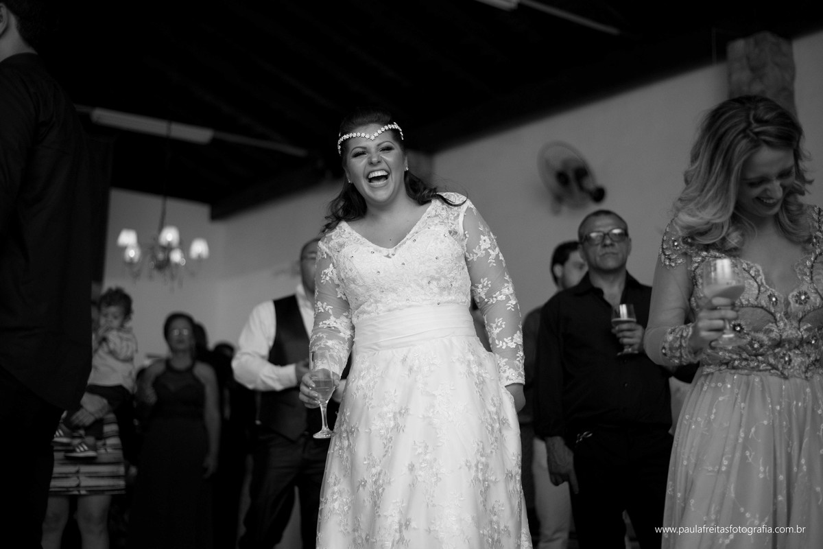 casamento-em-guaratingueta-karen-e-rodrigo-igreja-nossa-senhora-das-graças-e-making-of-fabio-lima-fotografia-paula-freitas-fotografia-video-de-supimpa