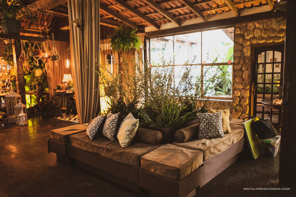 Sofá no casamento
Casamento em Hotel sete lagos 
Guaratinguetá - SP