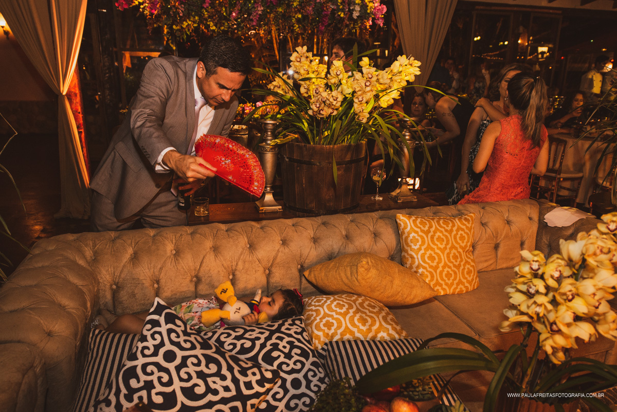 Sofá em casamento
Casamento em Hotel sete lagos 
Guaratinguetá - SP