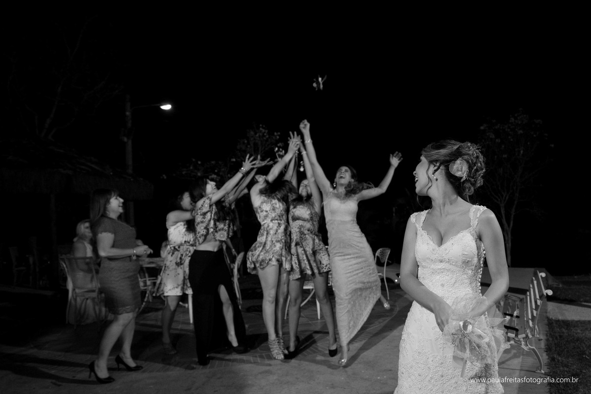 casamento-na-fazenda-esperança-centro-feminino-casamento-natalia-e-matheus-final-de-tarde-fotografado-por-paula-freitas-fotografia
