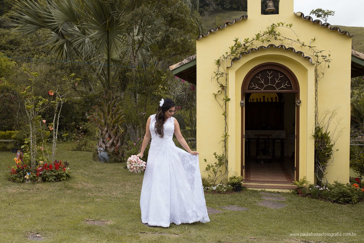 casamento-de-dia-feito-em-sao-luiz-do-paraitinga-de-michele-e-gustavo-e-fotografado-por-paula-freitas-fotografia-video-de-supimpa-audiovisual