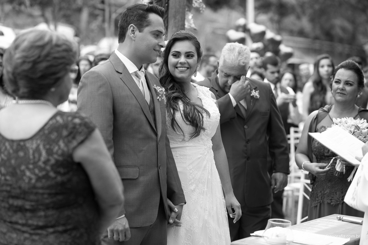 casamento-de-dia-feito-em-sao-luiz-do-paraitinga-de-michele-e-gustavo-e-fotografado-por-paula-freitas-fotografia-video-de-supimpa-audiovisual