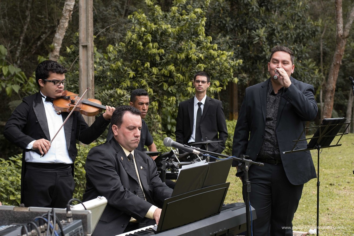 casamento-de-dia-feito-em-sao-luiz-do-paraitinga-de-michele-e-gustavo-e-fotografado-por-paula-freitas-fotografia-video-de-supimpa-audiovisual