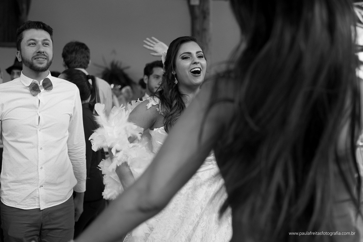 casamento-de-dia-feito-em-sao-luiz-do-paraitinga-de-michele-e-gustavo-e-fotografado-por-paula-freitas-fotografia-video-de-supimpa-audiovisual