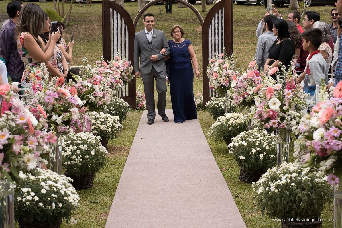 casamento-de-dia-feito-em-sao-luiz-do-paraitinga-de-michele-e-gustavo-e-fotografado-por-paula-freitas-fotografia-video-de-supimpa-audiovisual