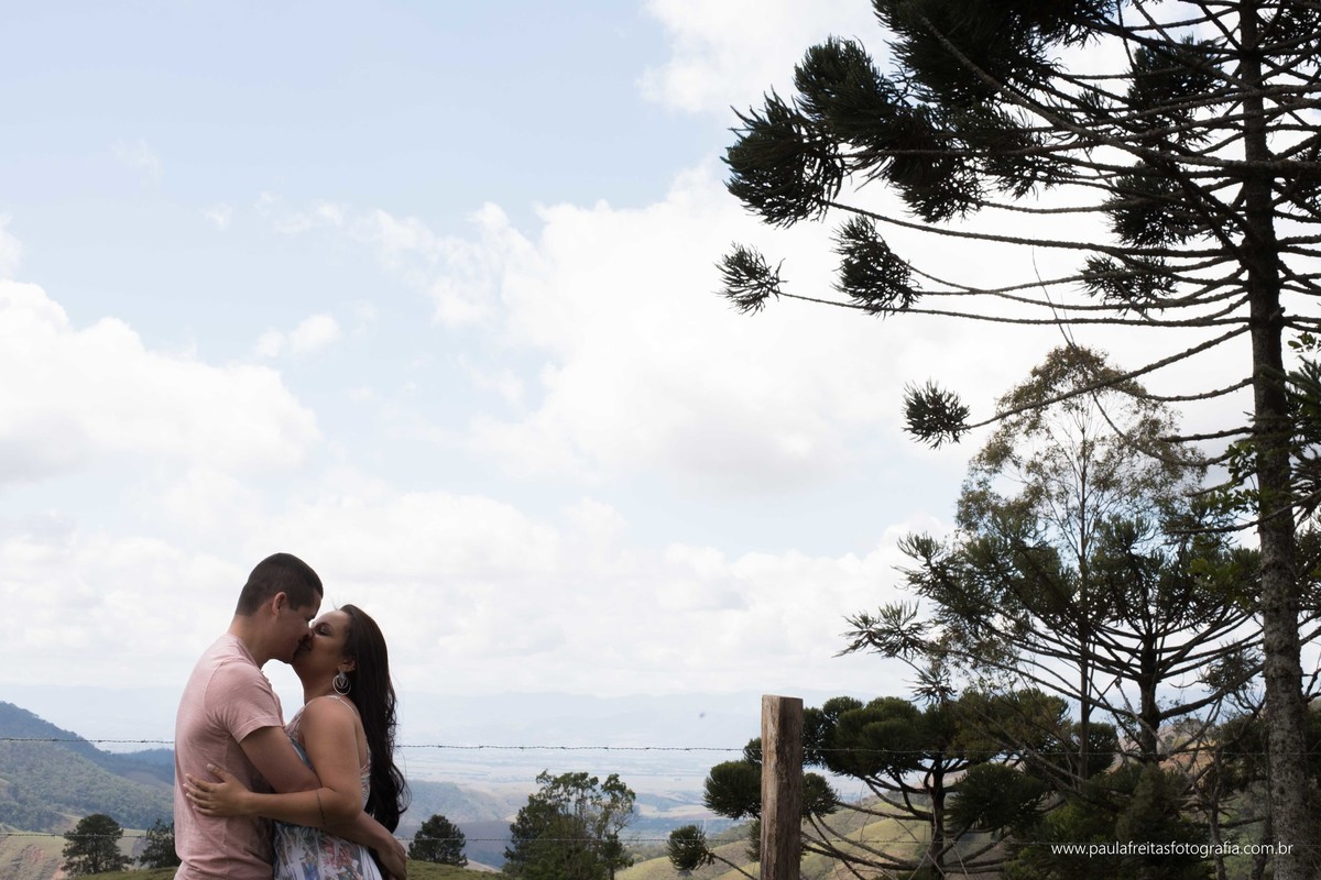 gomeral-em-guaratingueta-ensaio-pre-casamento-de-tamiris-e-joy-fotografado-por-paula-freitas (1)