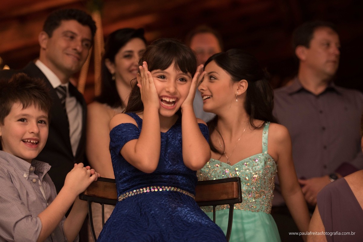 festa-de-debutante-15-anos-dourada-da-maria-celia-realizado-em-guaratingueta-sp-fotografado-por-paula-freitas-fotografia-e-video-de-supimpa (34)