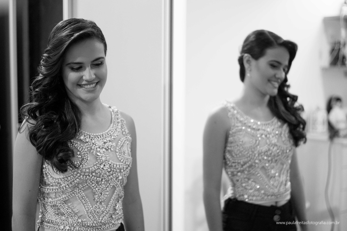 festa-de-debutante-15-anos-dourada-da-maria-celia-realizado-em-guaratingueta-sp-fotografado-por-paula-freitas-fotografia-e-video-de-supimpa (34)