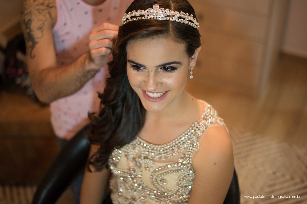 festa-de-debutante-15-anos-dourada-da-maria-celia-realizado-em-guaratingueta-sp-fotografado-por-paula-freitas-fotografia-e-video-de-supimpa (34)