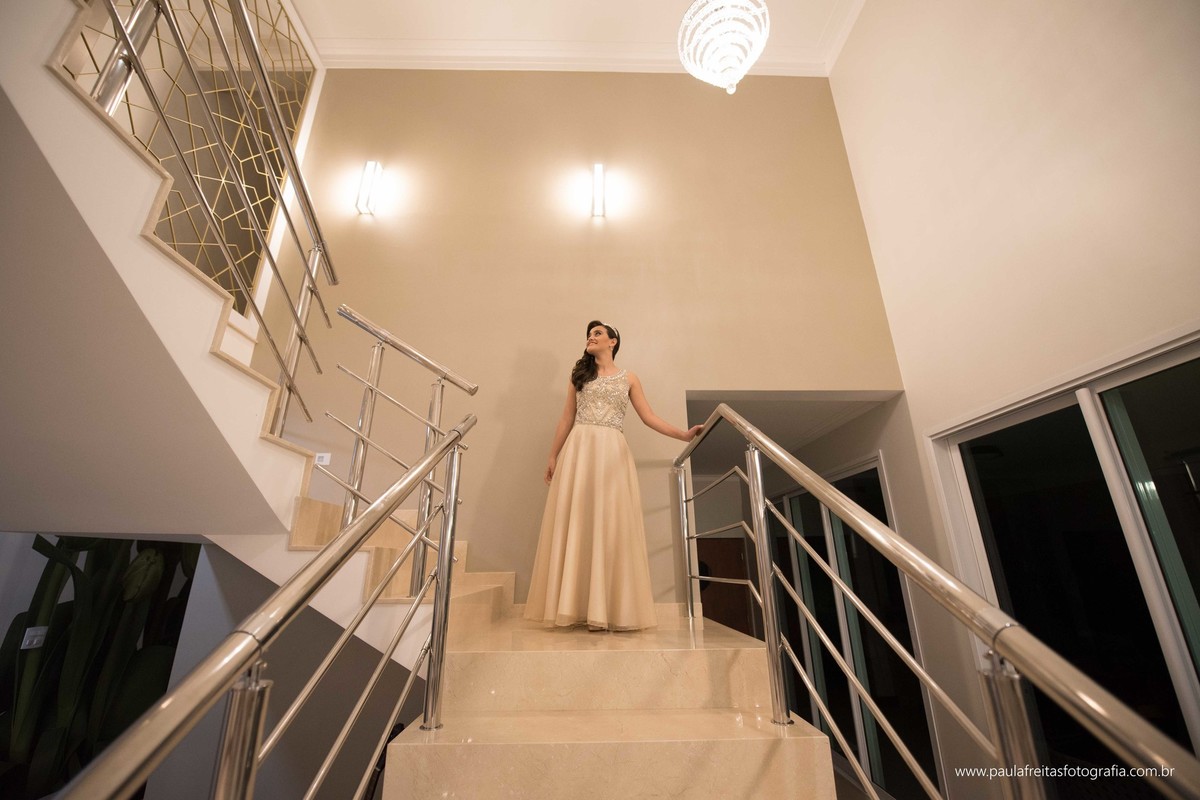 festa-de-debutante-15-anos-dourada-da-maria-celia-realizado-em-guaratingueta-sp-fotografado-por-paula-freitas-fotografia-e-video-de-supimpa (34)