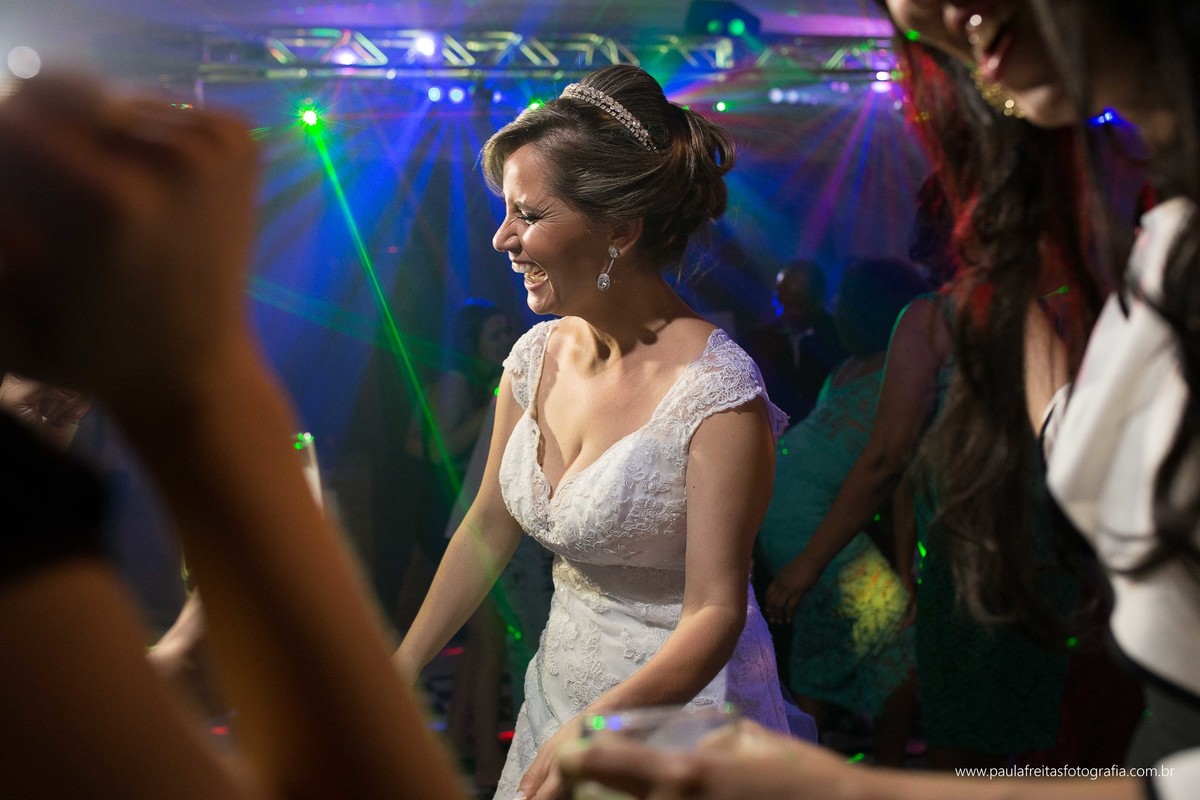 spaço-vip-guaratinguet-casamento-realizado-em-aparecida-sp-de-ana-carla-e-jose-junior-fotografado-por-paula-freitas-fotografia-e-video-de-supimpa