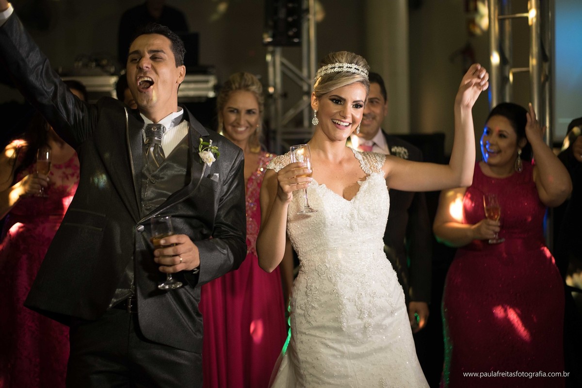 aparecida-sp-casamento-marcelle-e-savio-no-umuarama-fotografado-por-paula-freitas-e-video-de-supimpa-audiovisual