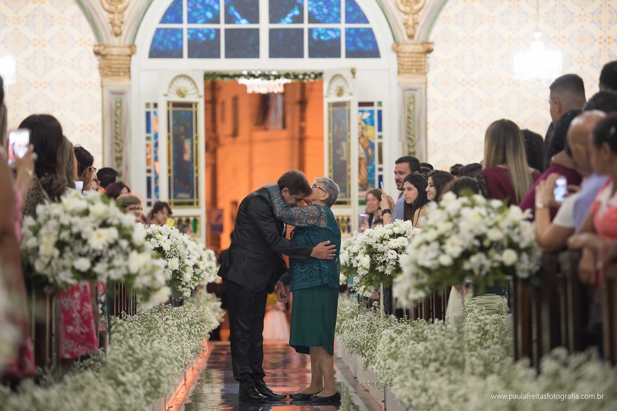 catedral-em-guaratingueta-casamento-ana-claudia-e-juarez-fotografado-por-paula-freitas-fotografia