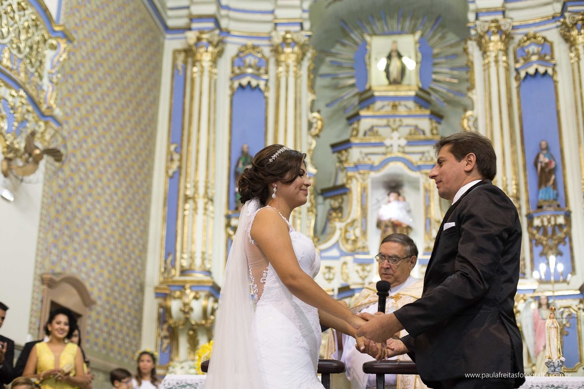 catedral-em-guaratingueta-casamento-ana-claudia-e-juarez-fotografado-por-paula-freitas-fotografia