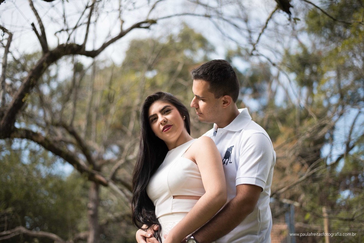 ensaio-pre-casamento-camila-e-paulo-em-guaratingueta-sp-fotografado-por-paula-freitas-fotografia