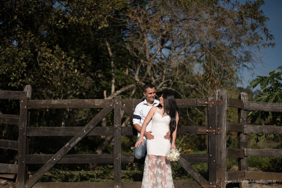 ensaio-pre-casamento-camila-e-paulo-em-guaratingueta-sp-fotografado-por-paula-freitas-fotografia