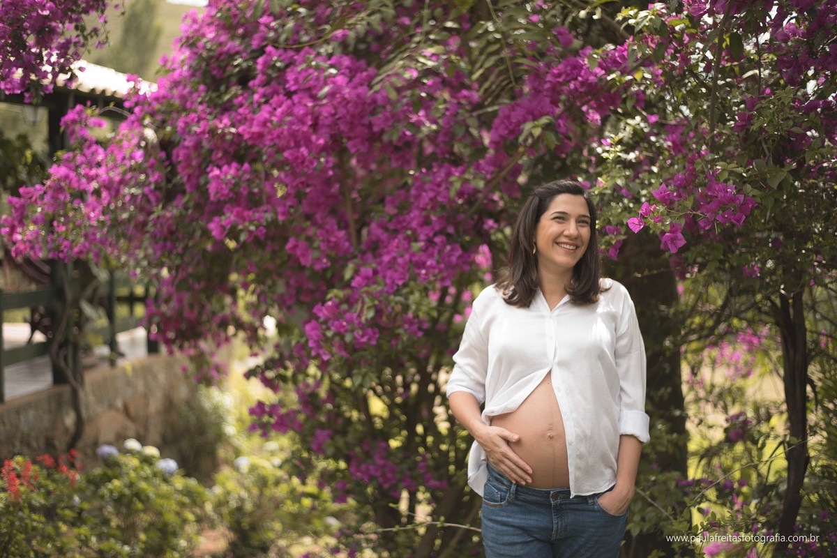 ensaio-de-gestante-de-mariah-e-lucas-esperando-pela-gabriela-feito-piranguinho-mg-fotografado-por-paula-freitas-fotografia-e-video-de-supimpa-