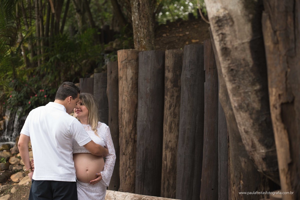 ensaio-gestante-natalia-e-felipe-a-espera-do-joao-miguel-feito-em-guaratingueta-no-recanto-vip-fotografado-por-paula-freitas-fotografia