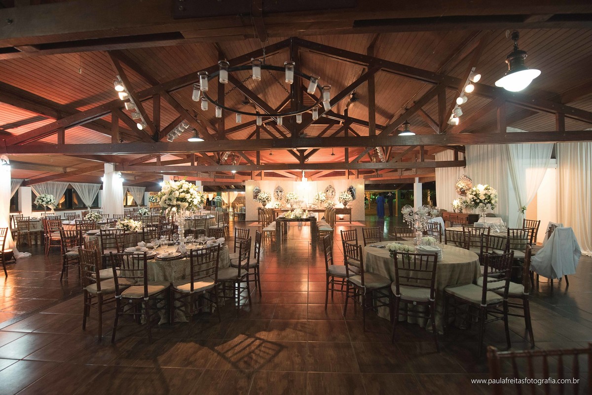 casamento-em-sociedade-hipica-de-guaratingueta-de-renata-e-diogo-fotografado-por-paula-freitas-fotografia-casamento-em-sao-jose-dos-campos-decoração-artdecor-sjc