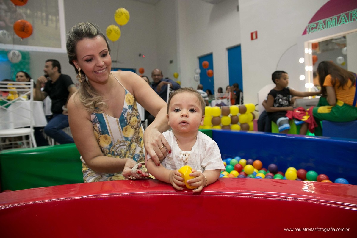 fabrica-de-sonhos-em-guaratingueta-aniversario-de-1-ano-safari-do-mickey-fotografia-paula-freitas-fotografia