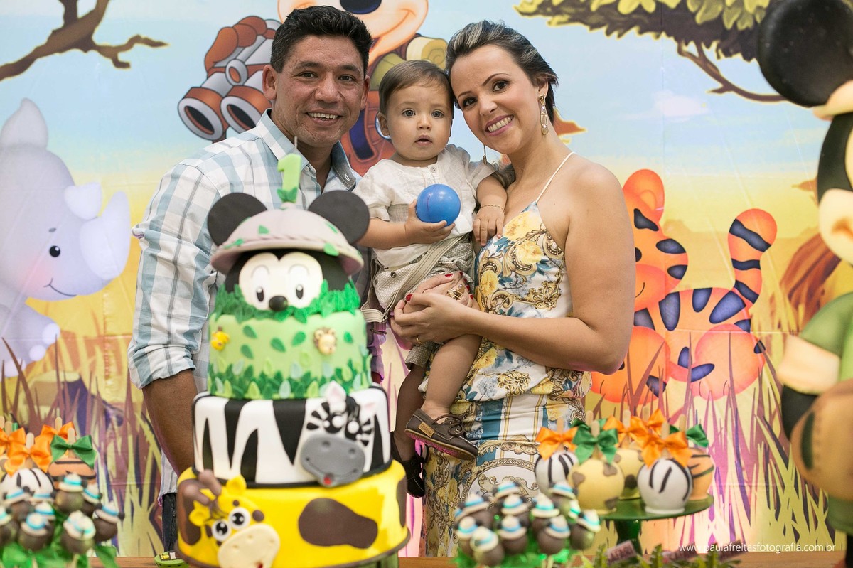 fabrica-de-sonhos-em-guaratingueta-aniversario-de-1-ano-safari-do-mickey-fotografia-paula-freitas-fotografia