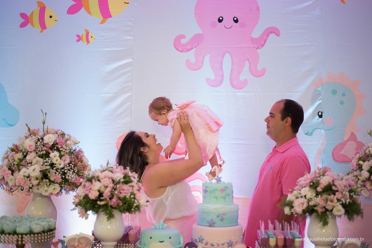 decoração-de-festa-infantil-de-um-ano-da-maria-luisa-tema-fundo-do-mar-realizado-em-guaratingueta-e-fotografado-por-paula-freitas-fotografia