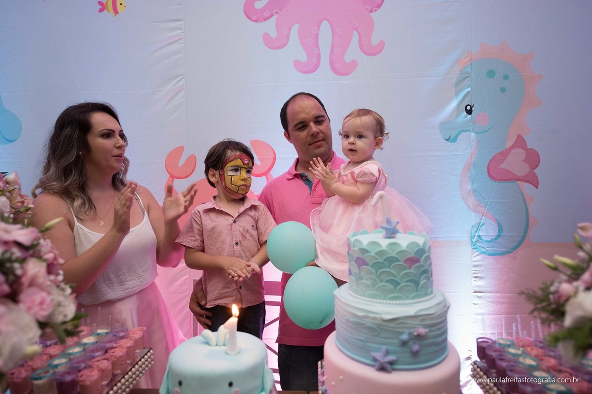 decoração-de-festa-infantil-de-um-ano-da-maria-luisa-tema-fundo-do-mar-realizado-em-guaratingueta-e-fotografado-por-paula-freitas-fotografia