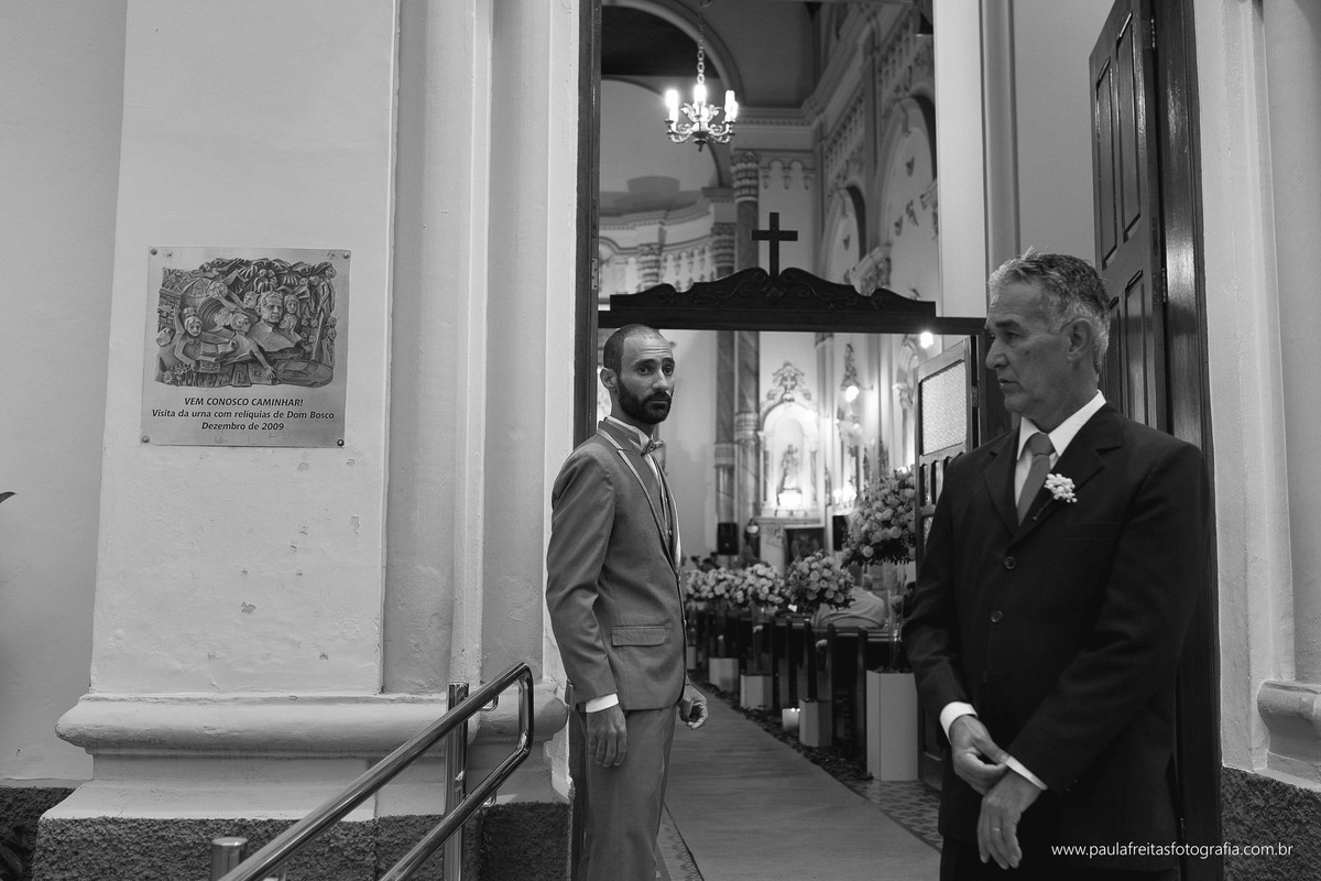 studio-venus-em-guaratingueta-igreja-orfanato-de-guaratingueta-clube-dos-bancarios-casamento-mariana-e-magnum-decoração-buffet-da-alcirene-fotografia-paula-freitas-fotografia