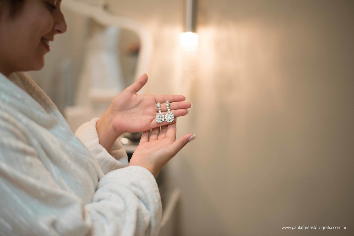 studio-venus-em-guaratingueta-igreja-orfanato-de-guaratingueta-clube-dos-bancarios-casamento-mariana-e-magnum-decoração-buffet-da-alcirene-fotografia-paula-freitas-fotografia