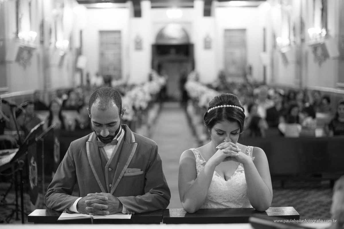 studio-venus-em-guaratingueta-igreja-orfanato-de-guaratingueta-clube-dos-bancarios-casamento-mariana-e-magnum-decoração-buffet-da-alcirene-fotografia-paula-freitas-fotografia