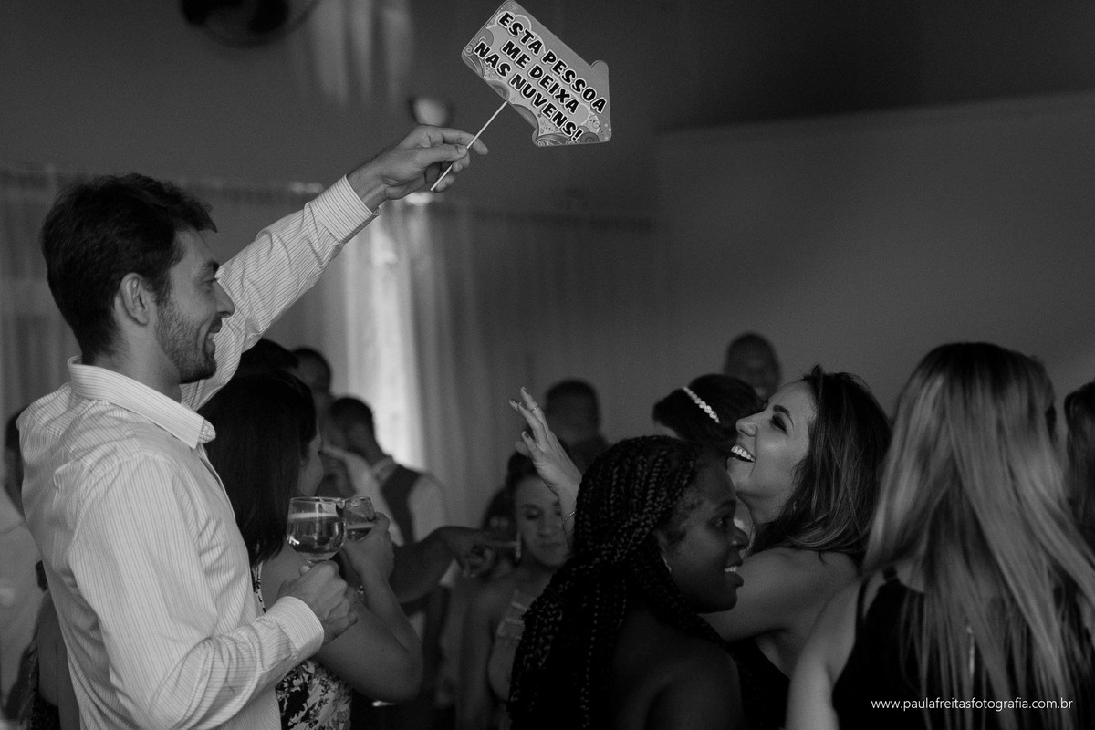 studio-venus-em-guaratingueta-igreja-orfanato-de-guaratingueta-clube-dos-bancarios-casamento-mariana-e-magnum-decoração-buffet-da-alcirene-fotografia-paula-freitas-fotografia