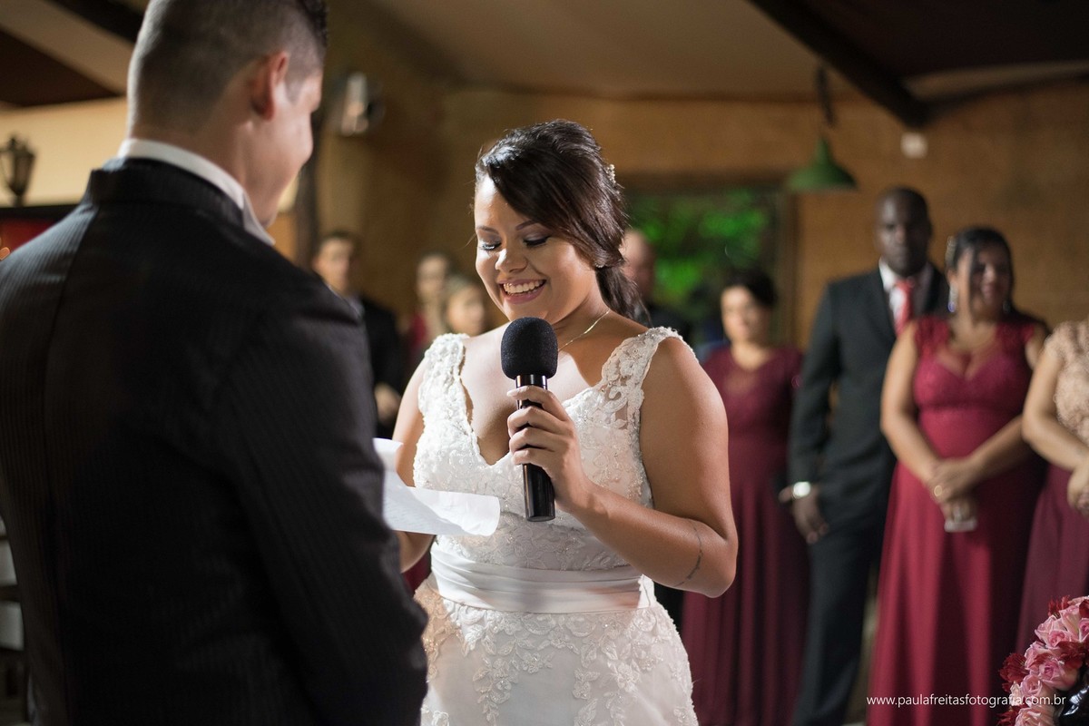 casamento-no-aberto-casamento-no-campode-tamiris-e-joy-em-guaratingueta-recanto-vip-fotografado-por-paula-freitas-fotografia