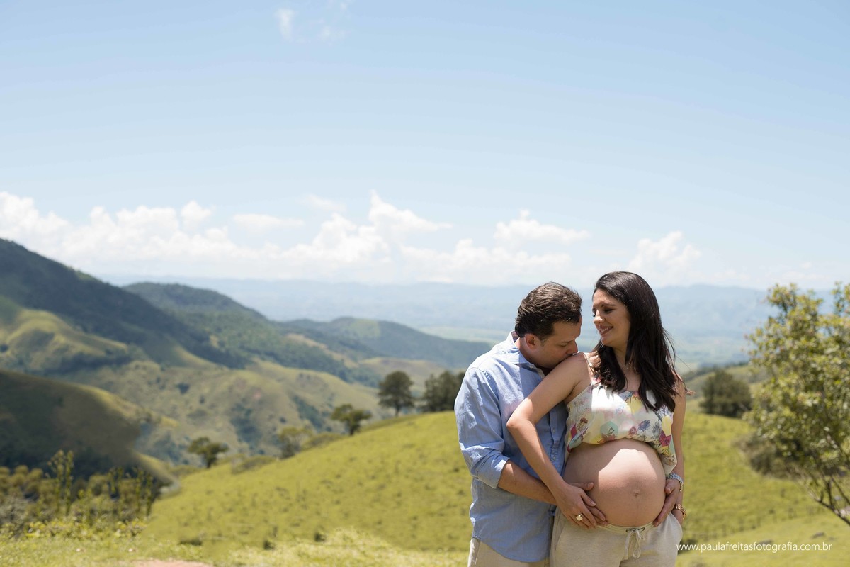ensaio-gestante-priscila-e-alair-feito-em-guaratingueta-no-gomeral-fotografado-por-paula-freitas-fotografia