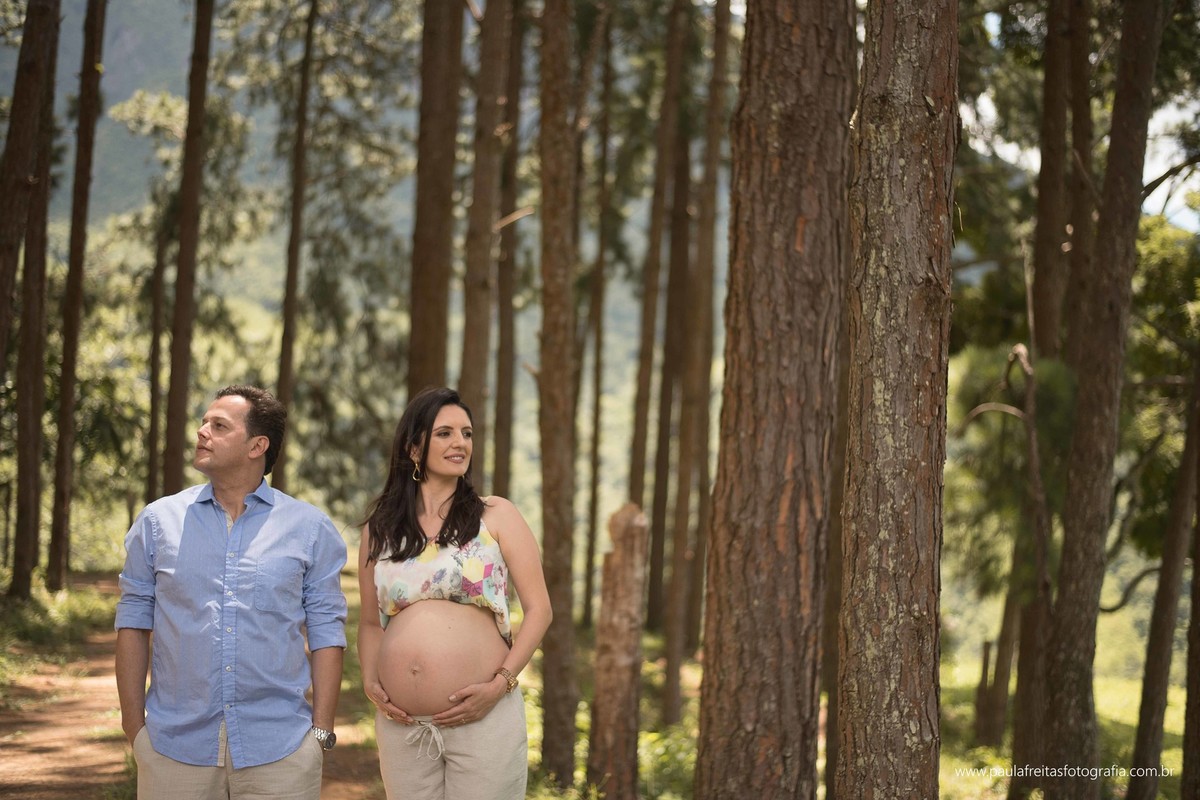 ensaio-gestante-priscila-e-alair-feito-em-guaratingueta-no-gomeral-fotografado-por-paula-freitas-fotografia