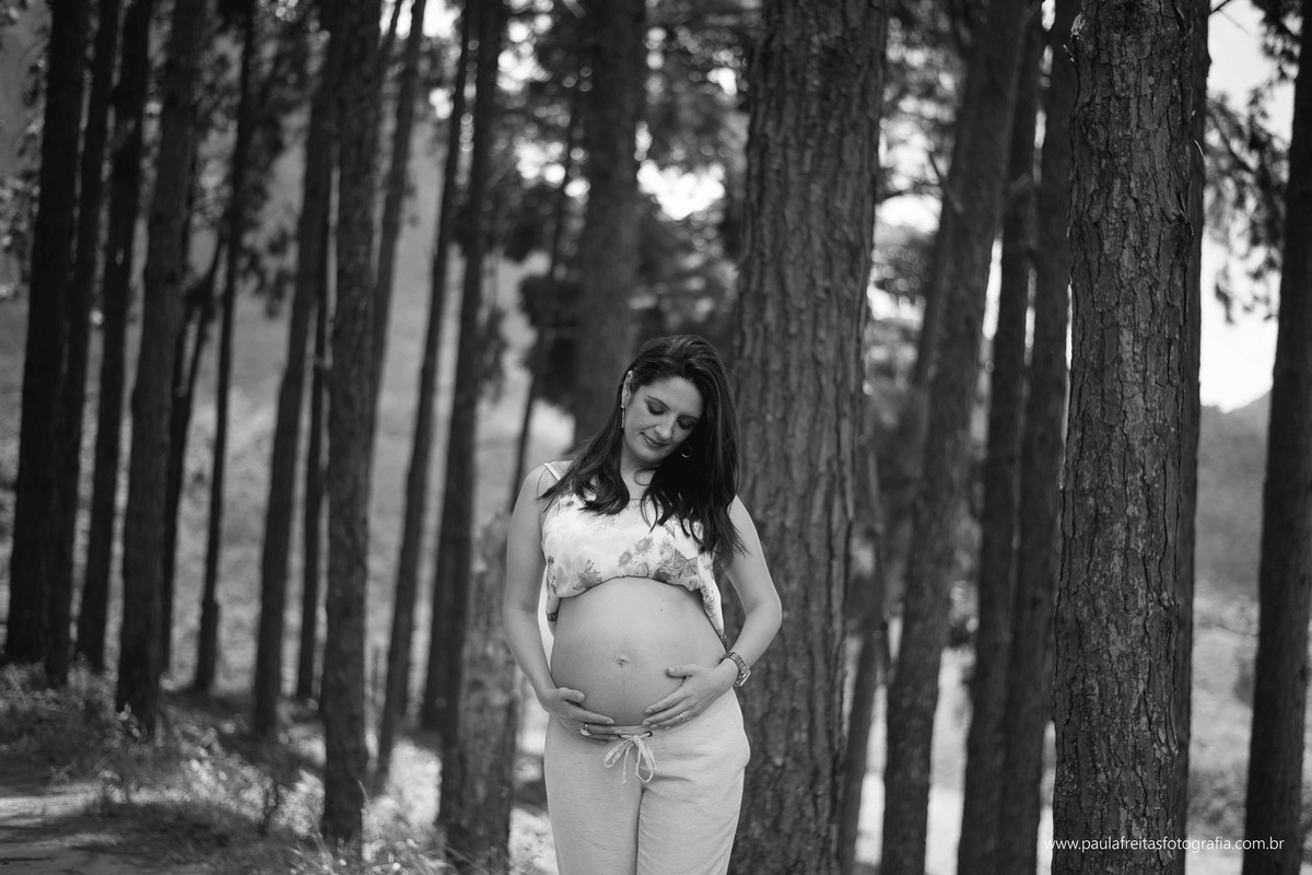 ensaio-gestante-priscila-e-alair-feito-em-guaratingueta-no-gomeral-fotografado-por-paula-freitas-fotografia