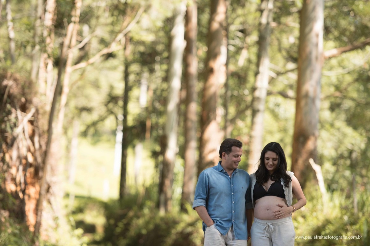 ensaio-gestante-priscila-e-alair-feito-em-guaratingueta-no-gomeral-fotografado-por-paula-freitas-fotografia